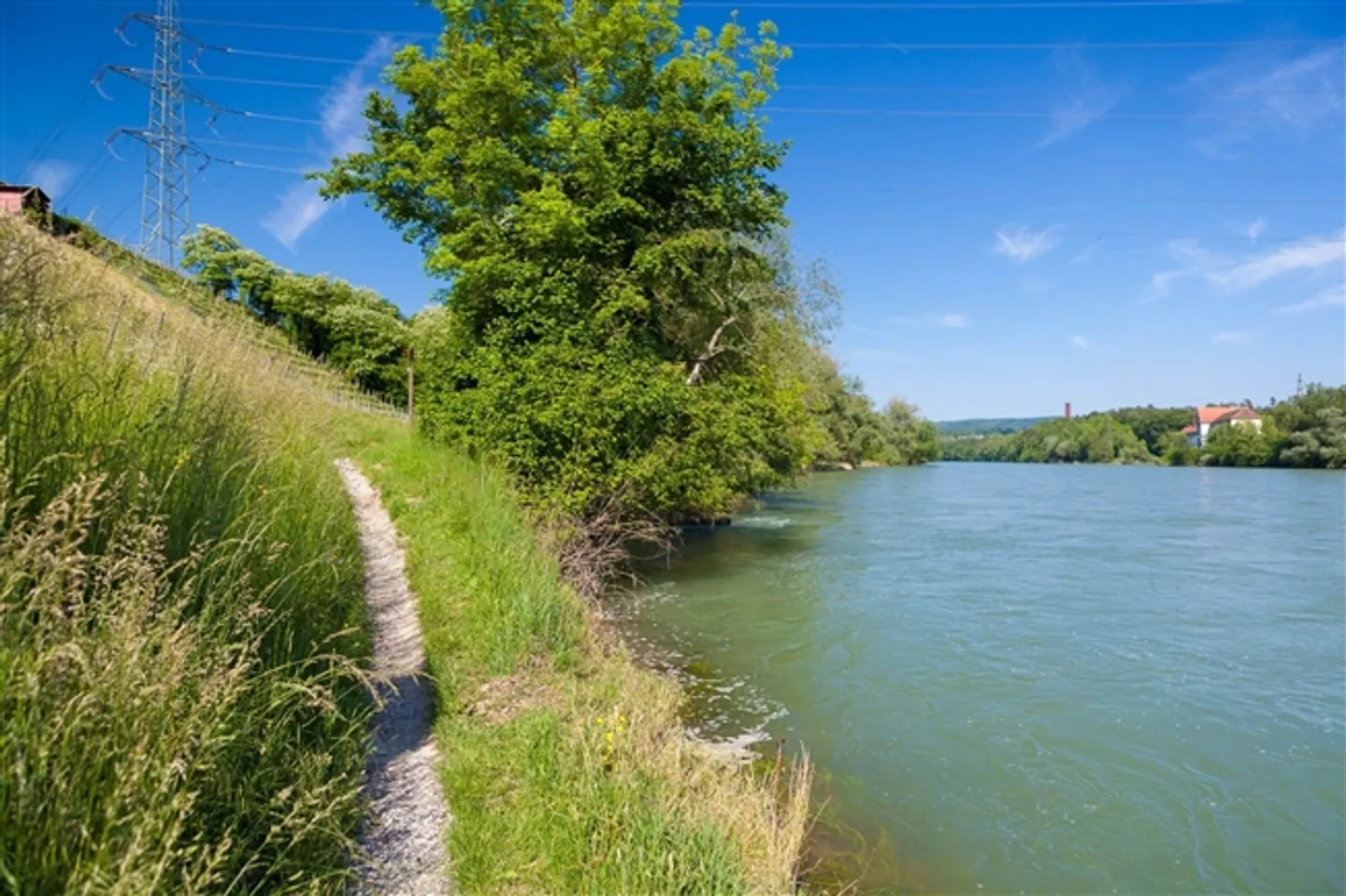 Attico di lusso 4.5 locali in vendita in una posizione soleggiata a Böttstein - Foto 12 di 13