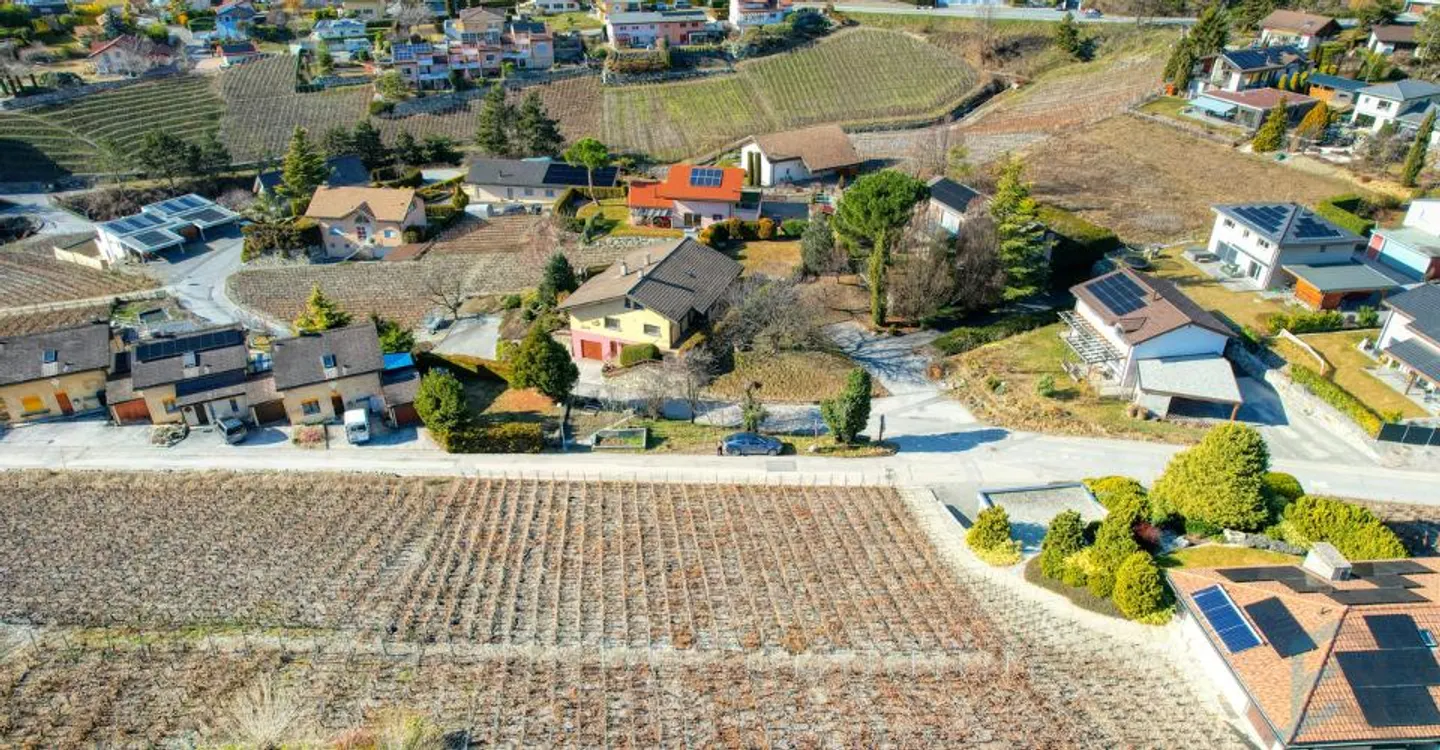 EXCLUSIVITY Splendid building plot of 804m² in Miège (Noble-Contrée) - Photo 4 of 7