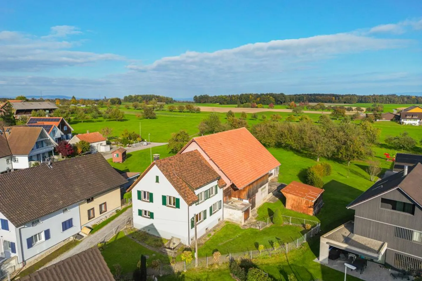 Terrain attractif avec ferme - Photo 6 sur 7