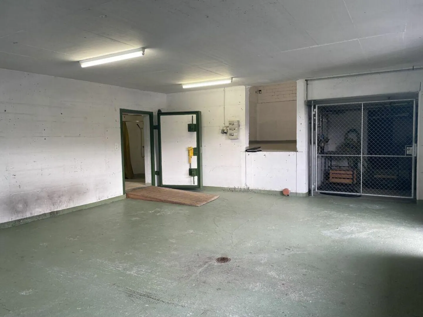 Workshop / Storage for rent in Gais - Photo 3 of 7