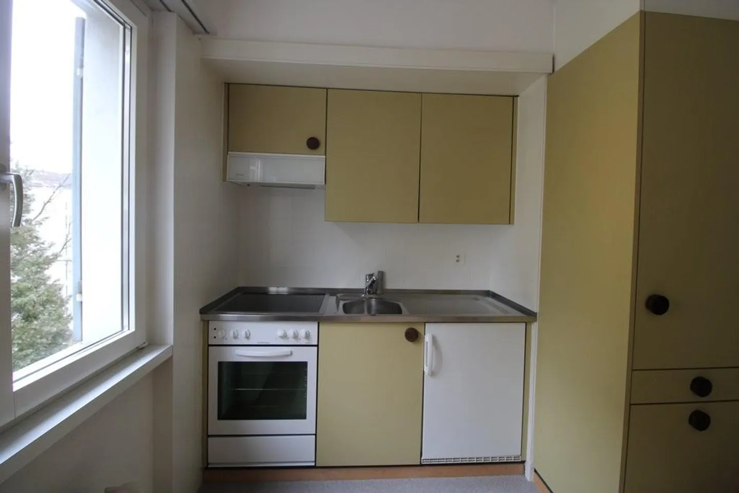 Appartement 1 pièce dans un emplacement parfait - Photo 2 sur 5