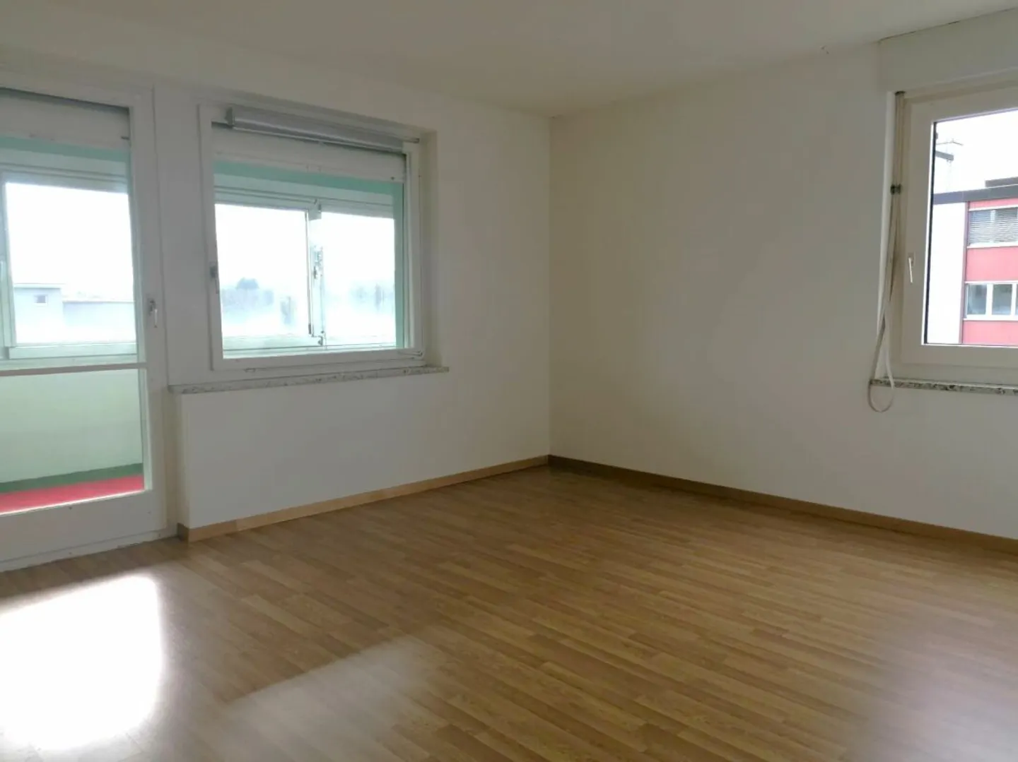 Helle Wohnung mit Rheinfallblick - Foto 8 von 14