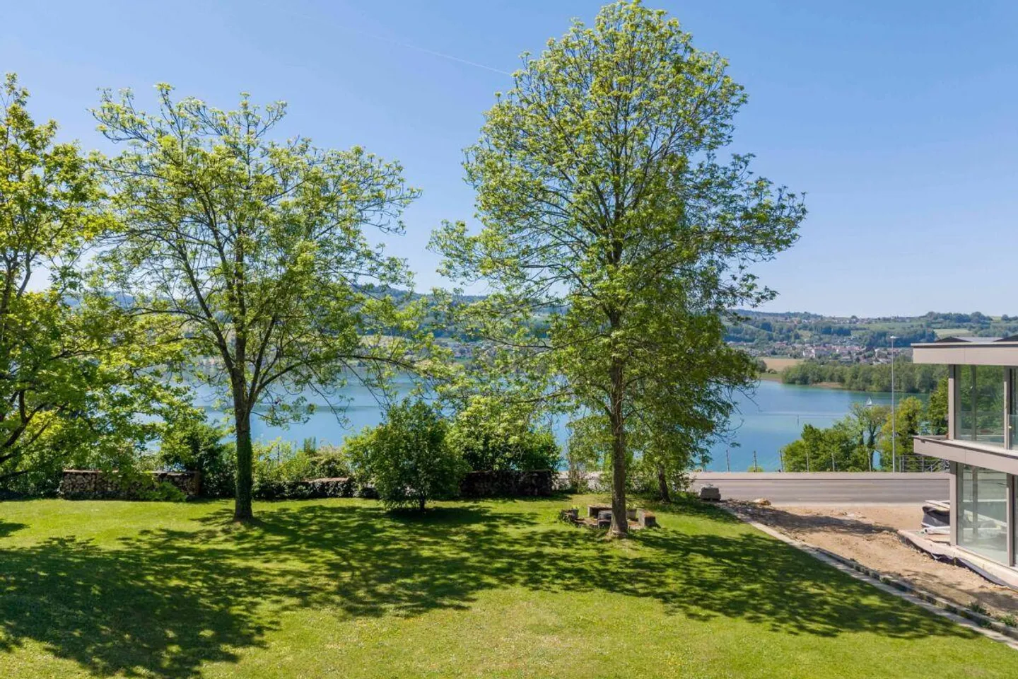 Exklusives Bauland mit Seesicht - Foto 2 von 5