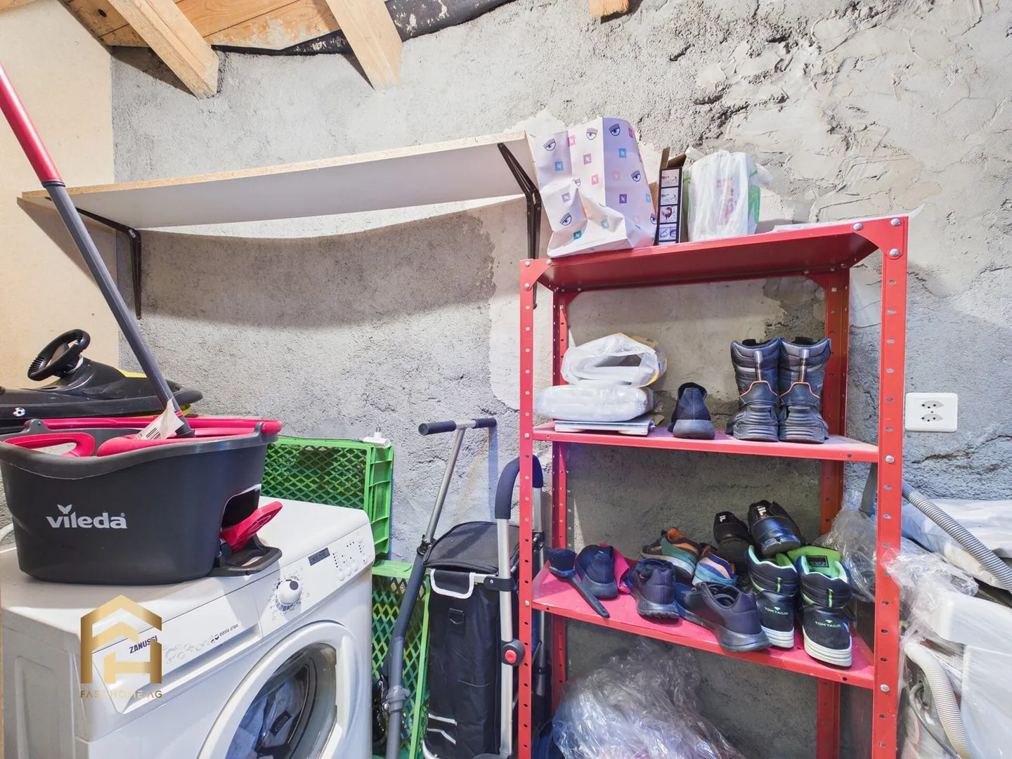 Charmant appartement de 4,5 pièces avec une belle vue et beaucoup de rangement - Photo 10 sur 13
