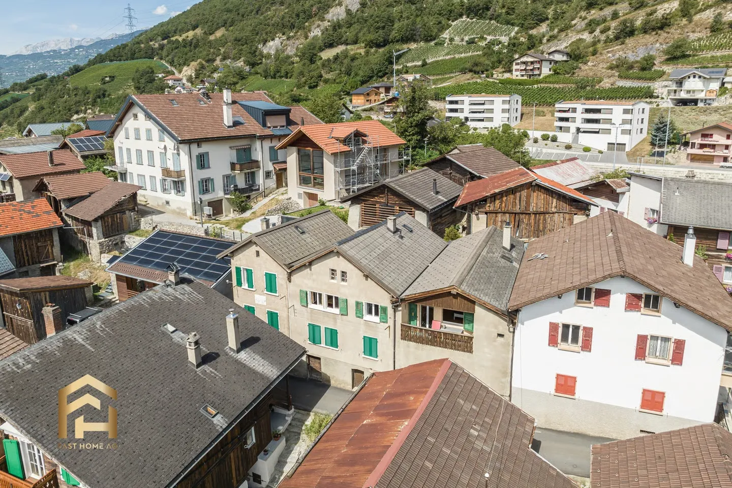 Charmant appartement de 4,5 pièces avec une belle vue et beaucoup de rangement - Photo 13 sur 13