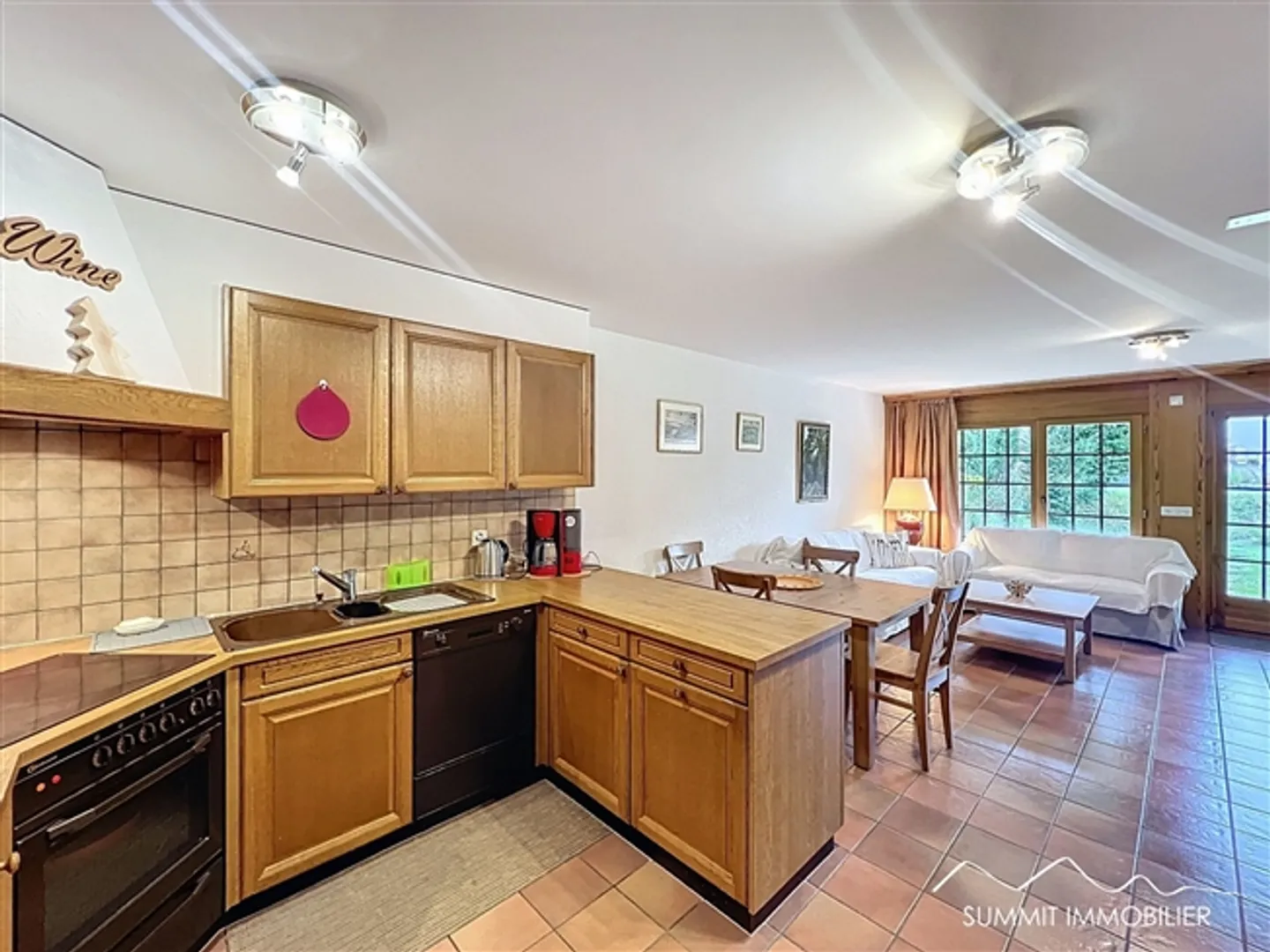 Whole chalet available for rent year-round in Crans-Montana - Photo 4 of 12