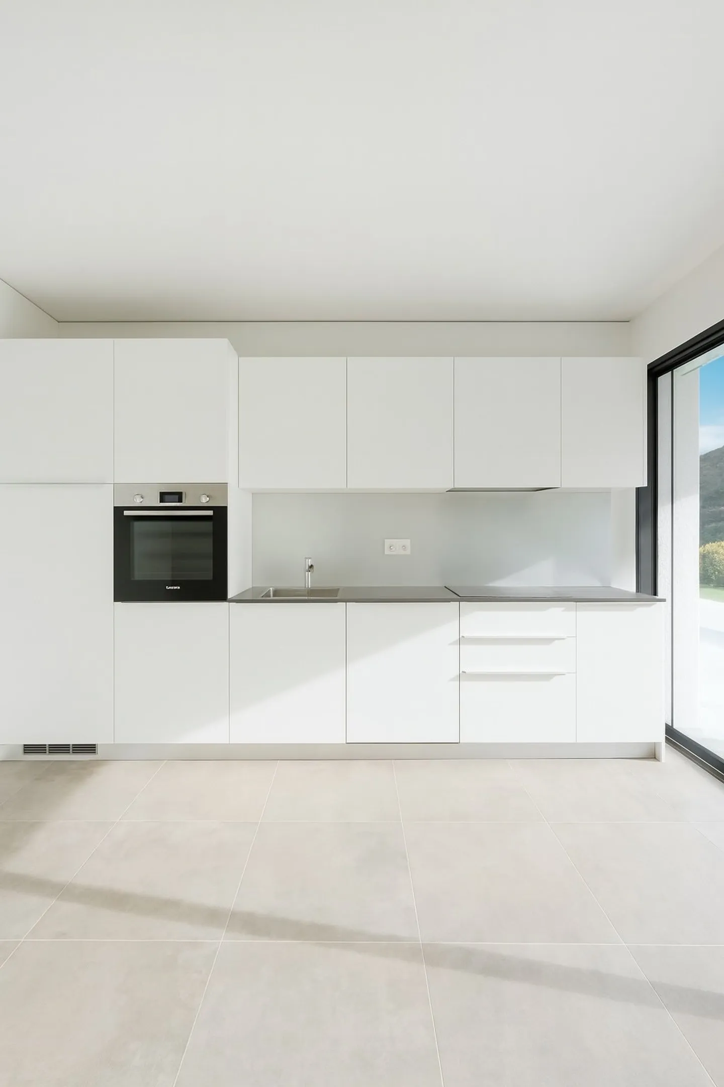 Modern and bright 3.5-room apartment in Monteggio - Photo 1 of 10