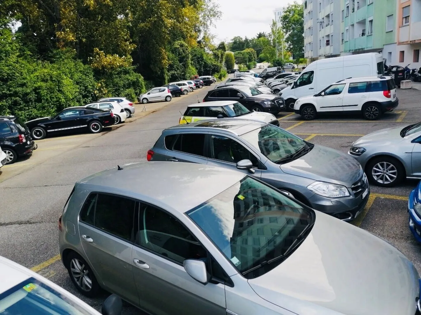 Votre place de parking entre Balexert et les Avanchets - Photo 2 sur 2