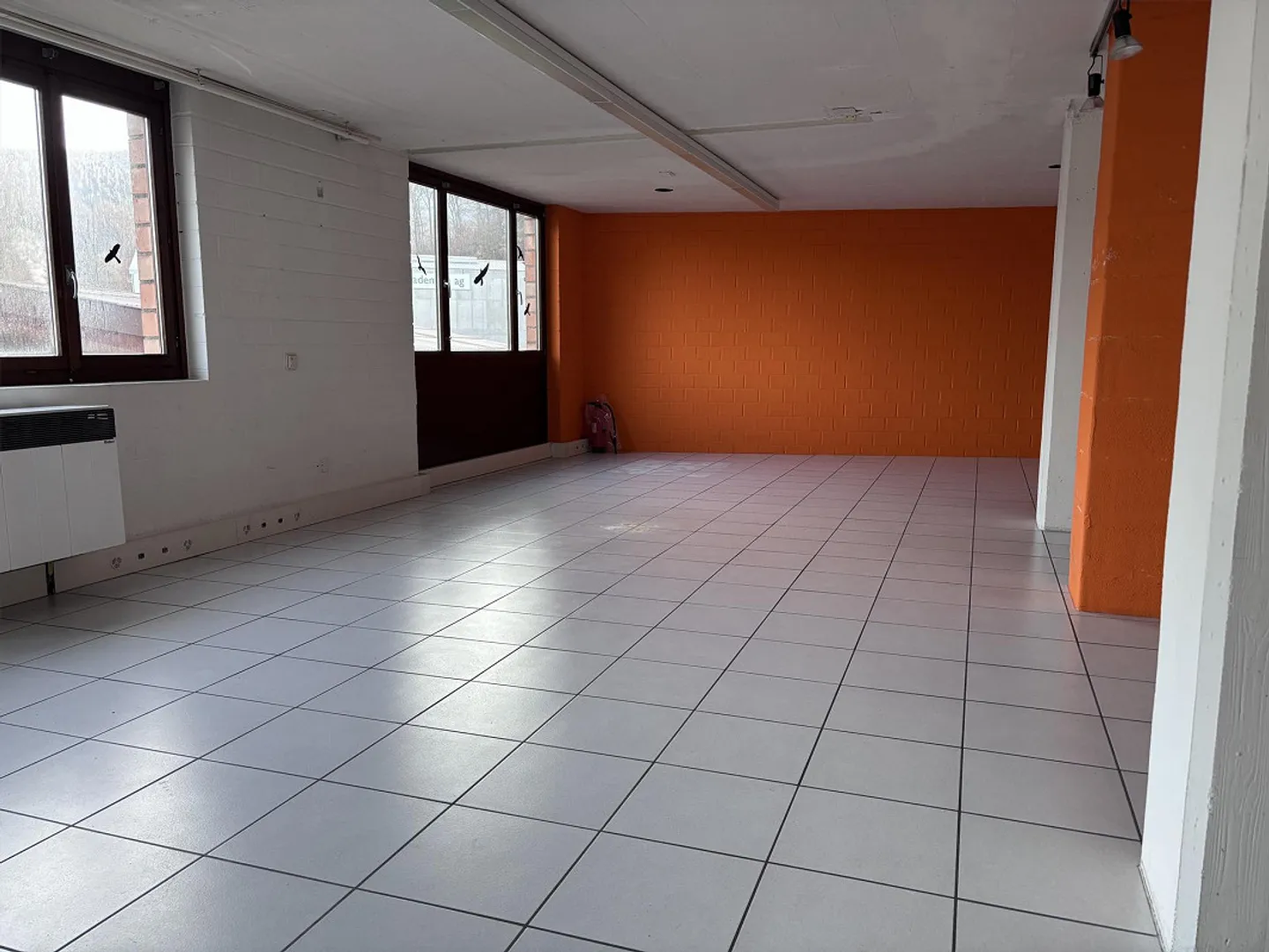 Vielseitige Gewerbefläche zu Vermieten - Foto 1 von 7