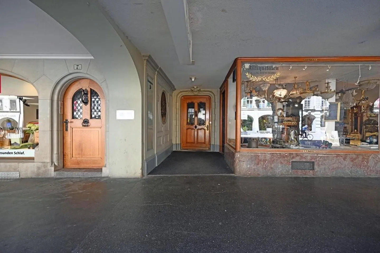 Spazio commerciale attraente nel cuore della città vecchia di Berna - Foto 2 di 6