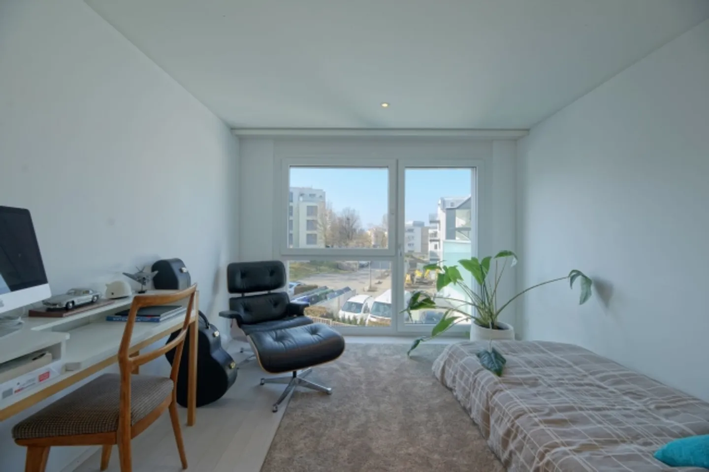 Attique de 5,5 pièces avec 4 terrasses - Photo 7 sur 13