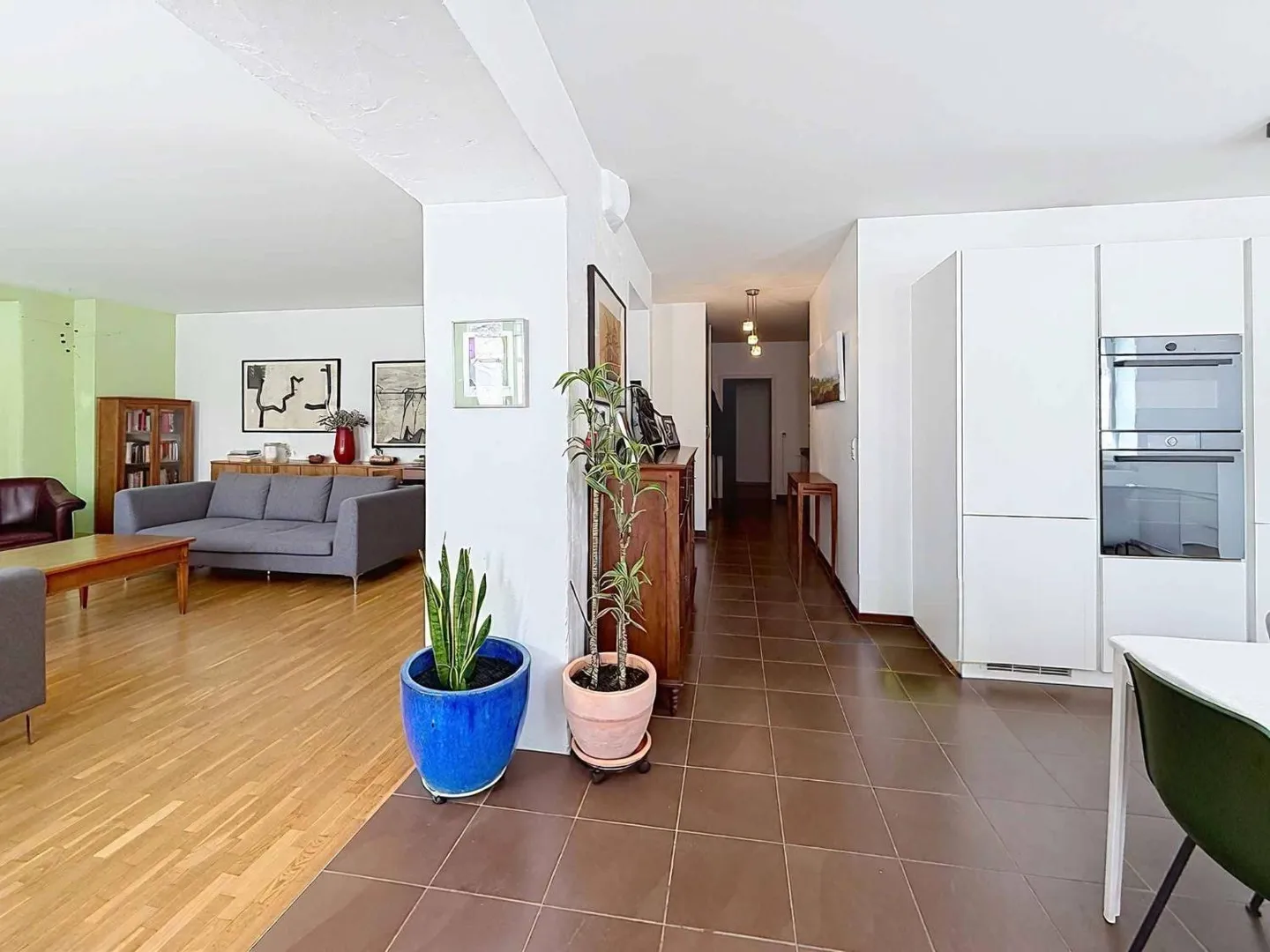 Charming 3.5-room apartment with garden - Photo 1 of 11