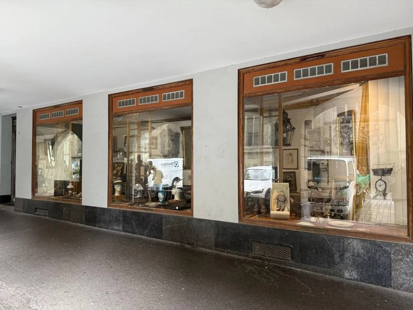 Spazio commerciale attraente nel cuore della città vecchia di Berna - Foto 4 di 6