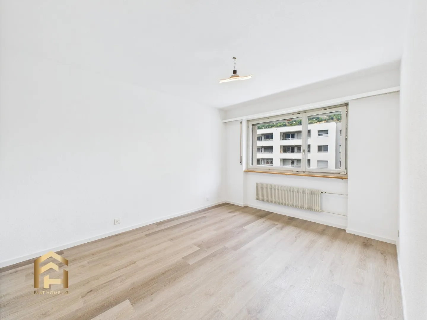 Grosszügige 4.5-ZWG mit Balkon, Aussicht und zentraler Wohnlage in Nat - Photo 6 of 13