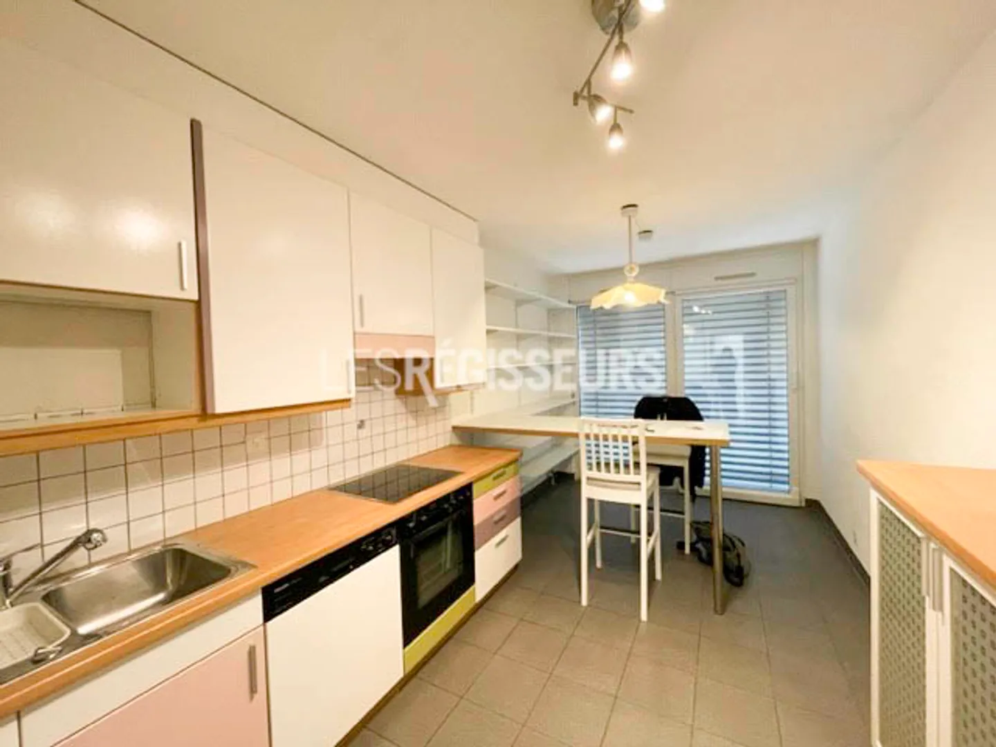 Appartamento 4 locali - Foto 5 di 10