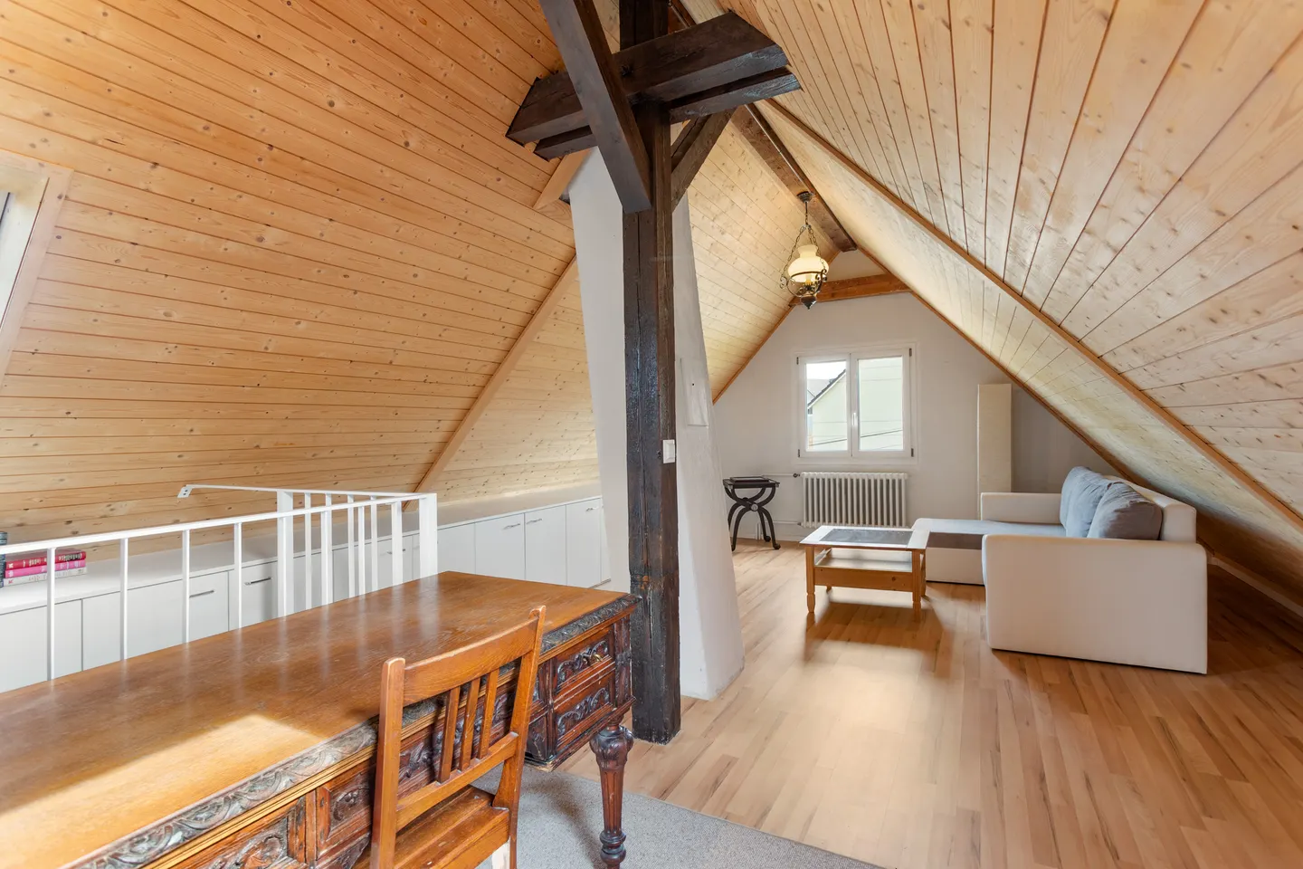 Charming Semi-Detached House - Photo 5 of 6