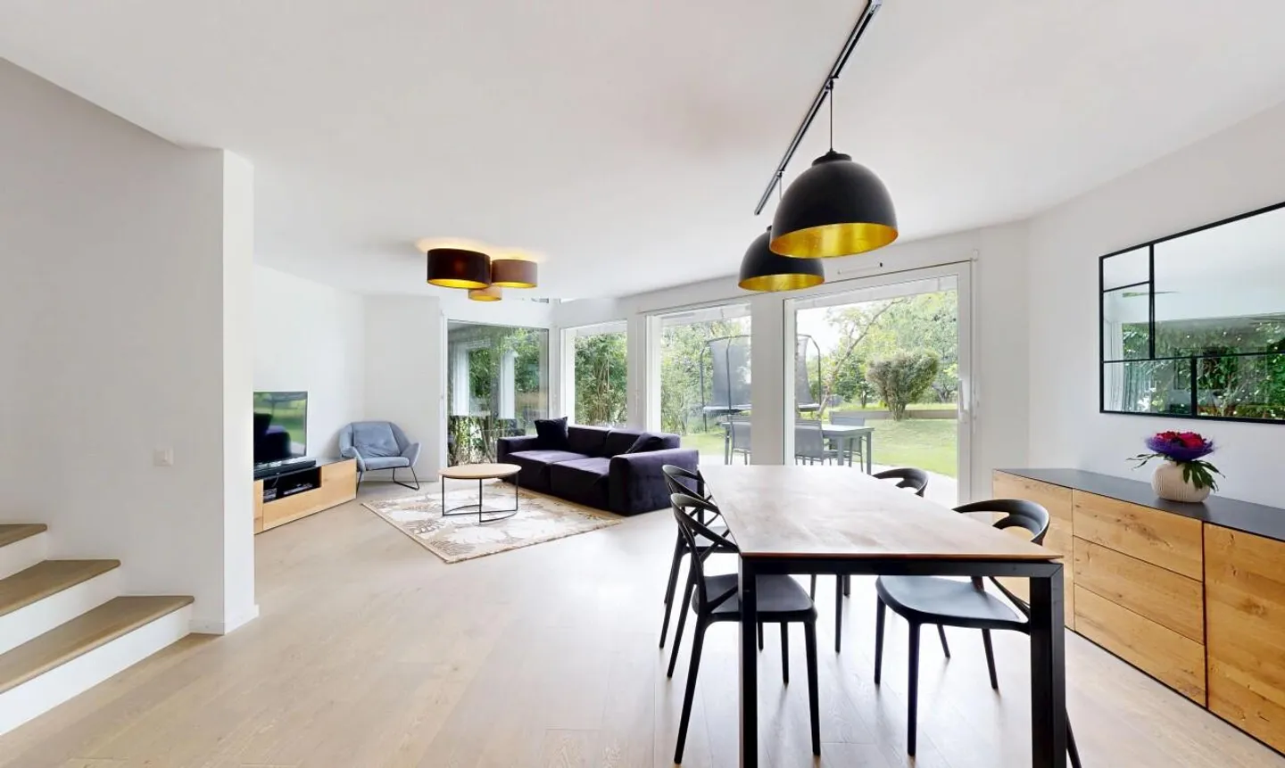 Elegance and Comfort in the Heart of Gilly - Photo 1 of 11