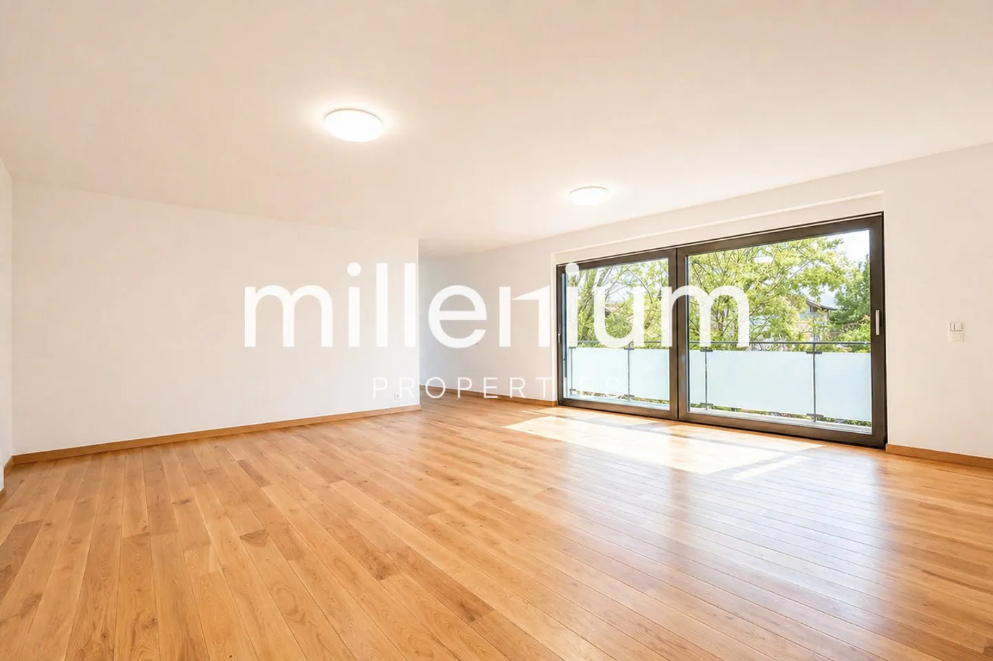Zeitgenössisches Appartement mit Terrasse - Foto 2 von 7