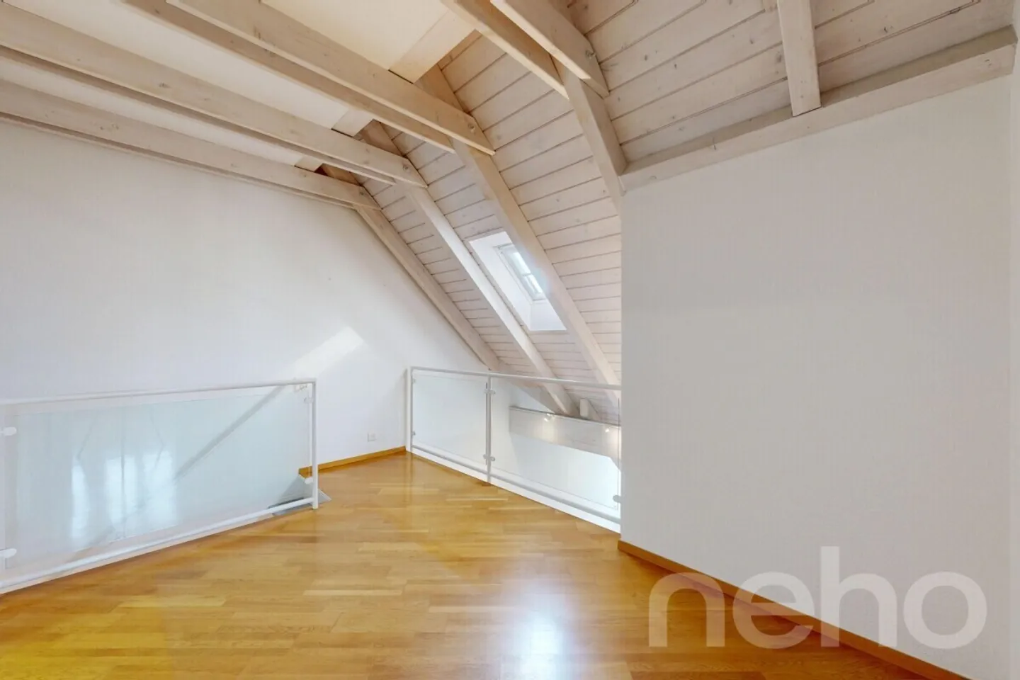 Maisonette penthouse attrayante de 4,5 pièces - Photo 8 sur 11