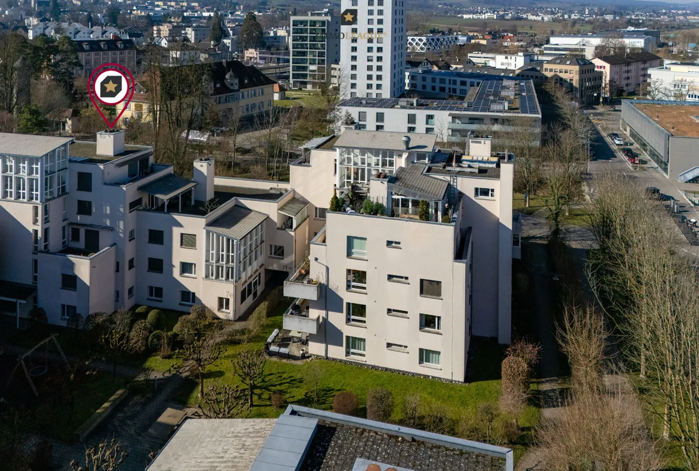 Stilvolle Attikawohnung mit Terrasse - Foto 4 von 6