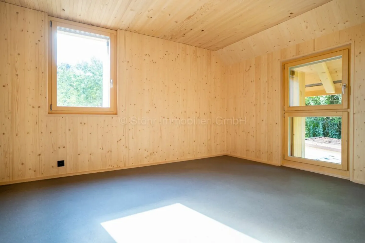 NUOVA COSTRUZIONE: Incantevole casa ecologica di 5,5 stanze adiacente al bosco - Foto 19 di 23