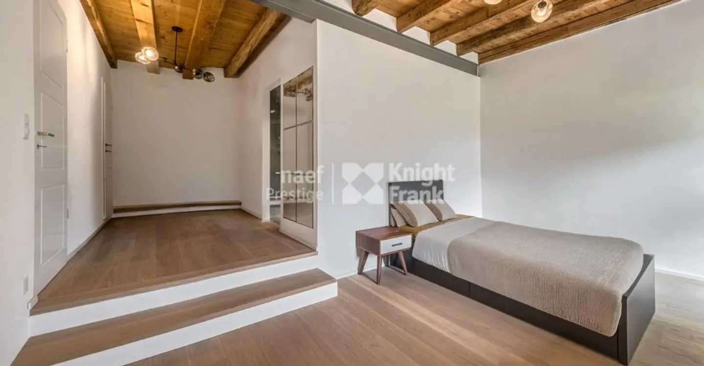 Modernity and luxury for this fully renovated farmhouse. - Photo 8 of 10