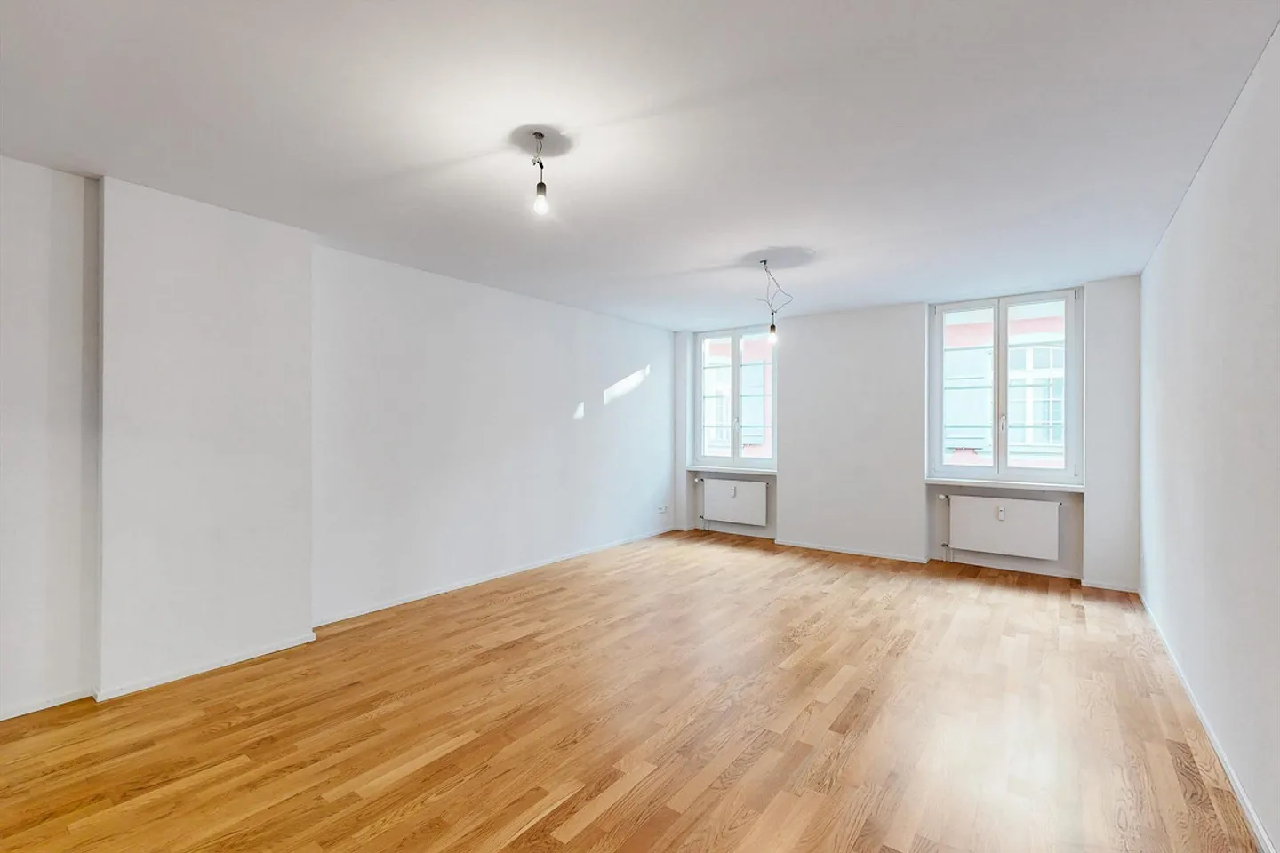 Apartment for rent - Photo 2 of 7