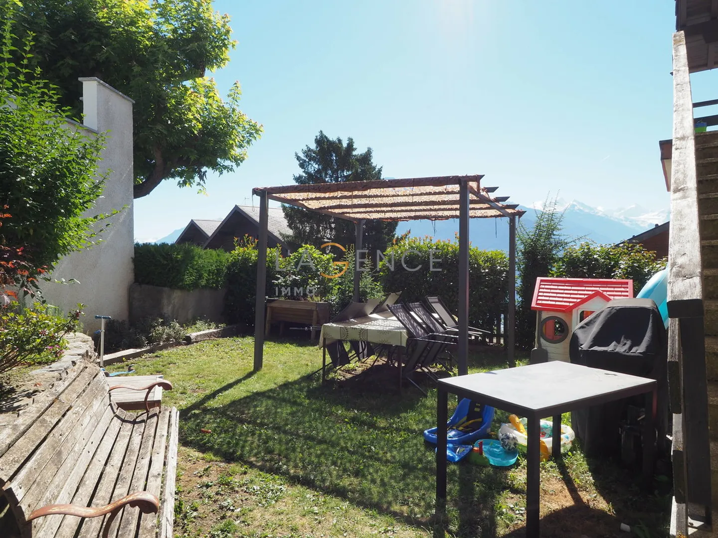 Restaurant (Commercial) + 3 Appartements - Photo 10 sur 10