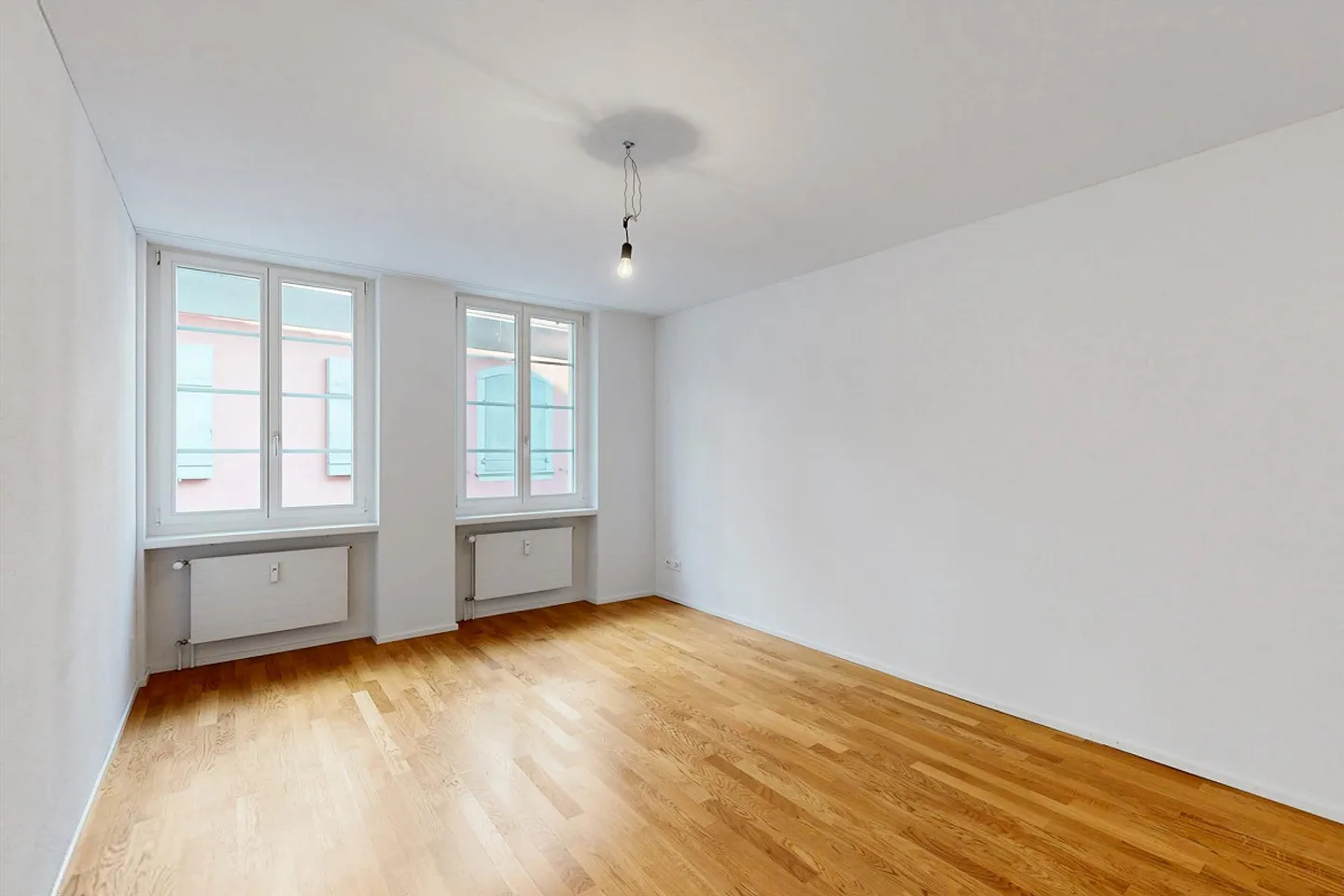 Apartment for rent - Photo 3 of 7