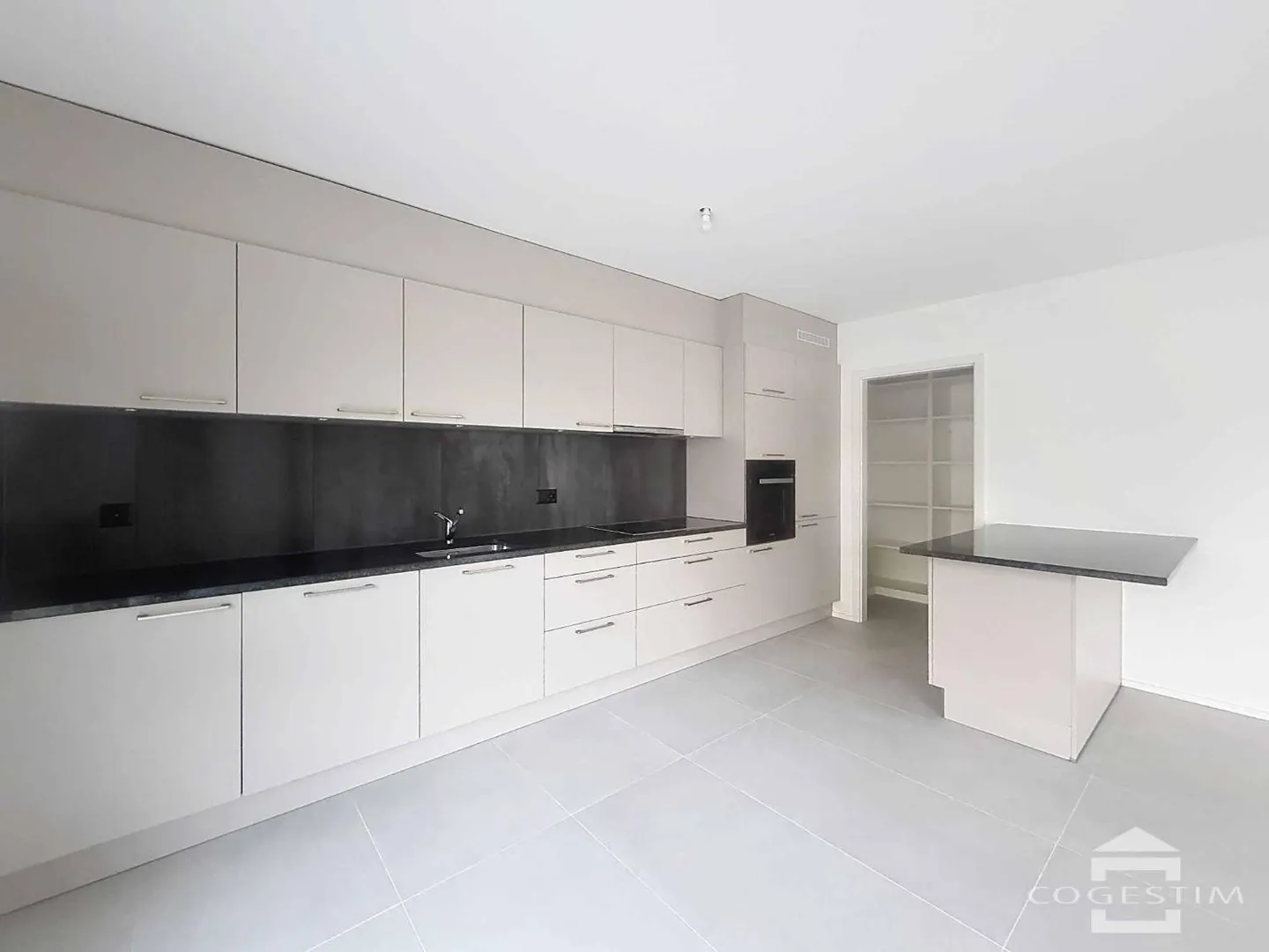 Appartamento 4.5 stanze - Foto 3 di 12