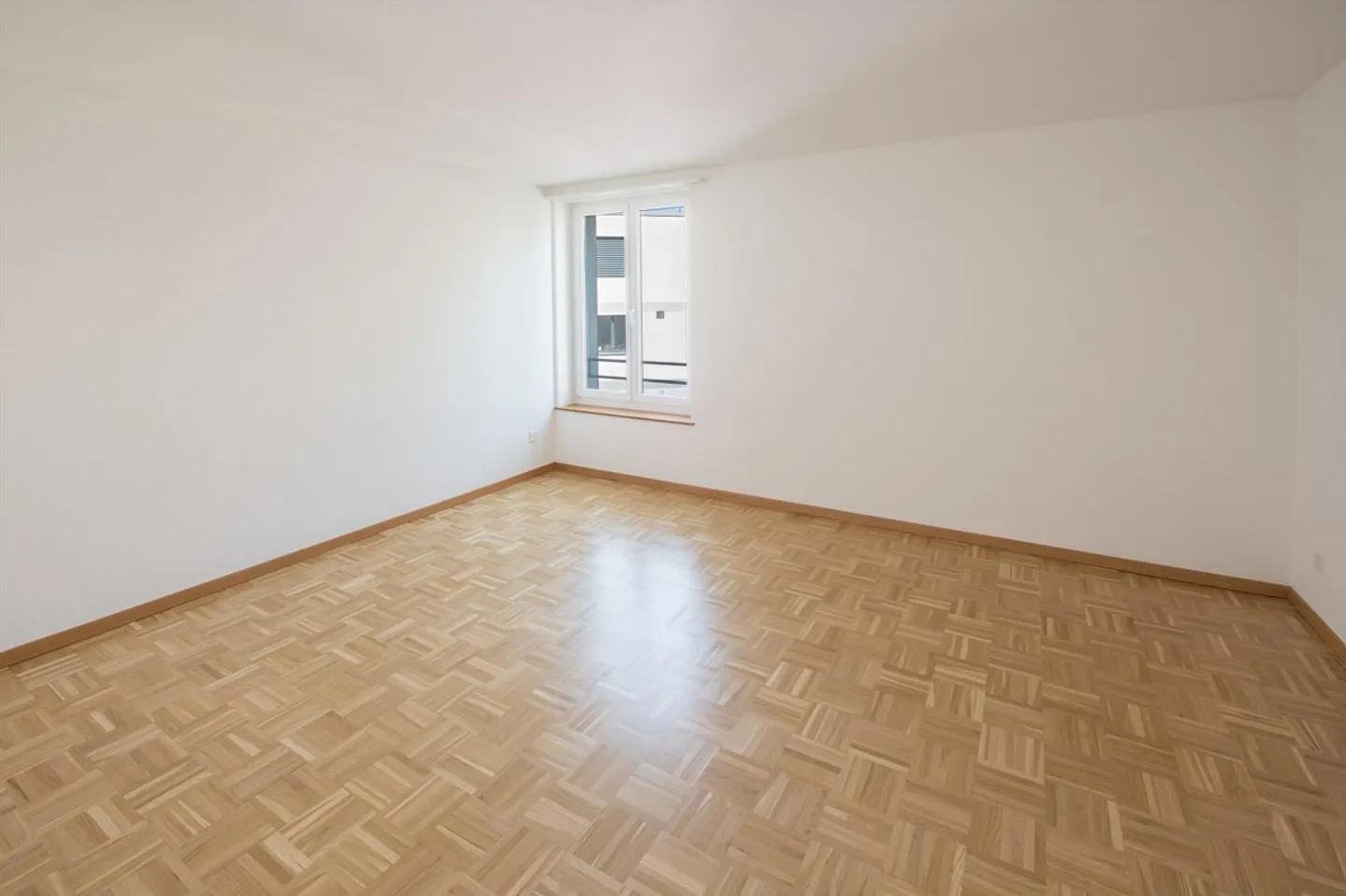 Appartement lumineux en ville dans un quartier résidentiel prisé - Photo 5 sur 10