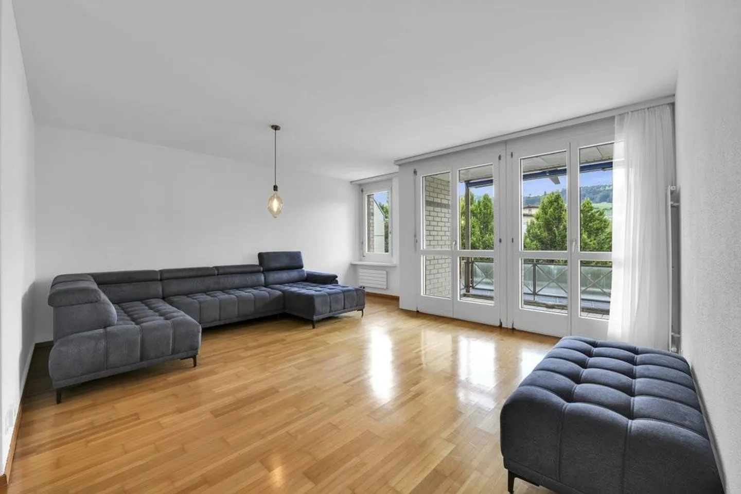 L'appartement attrayant près de l'hôpital cantonal - Photo 3 sur 7