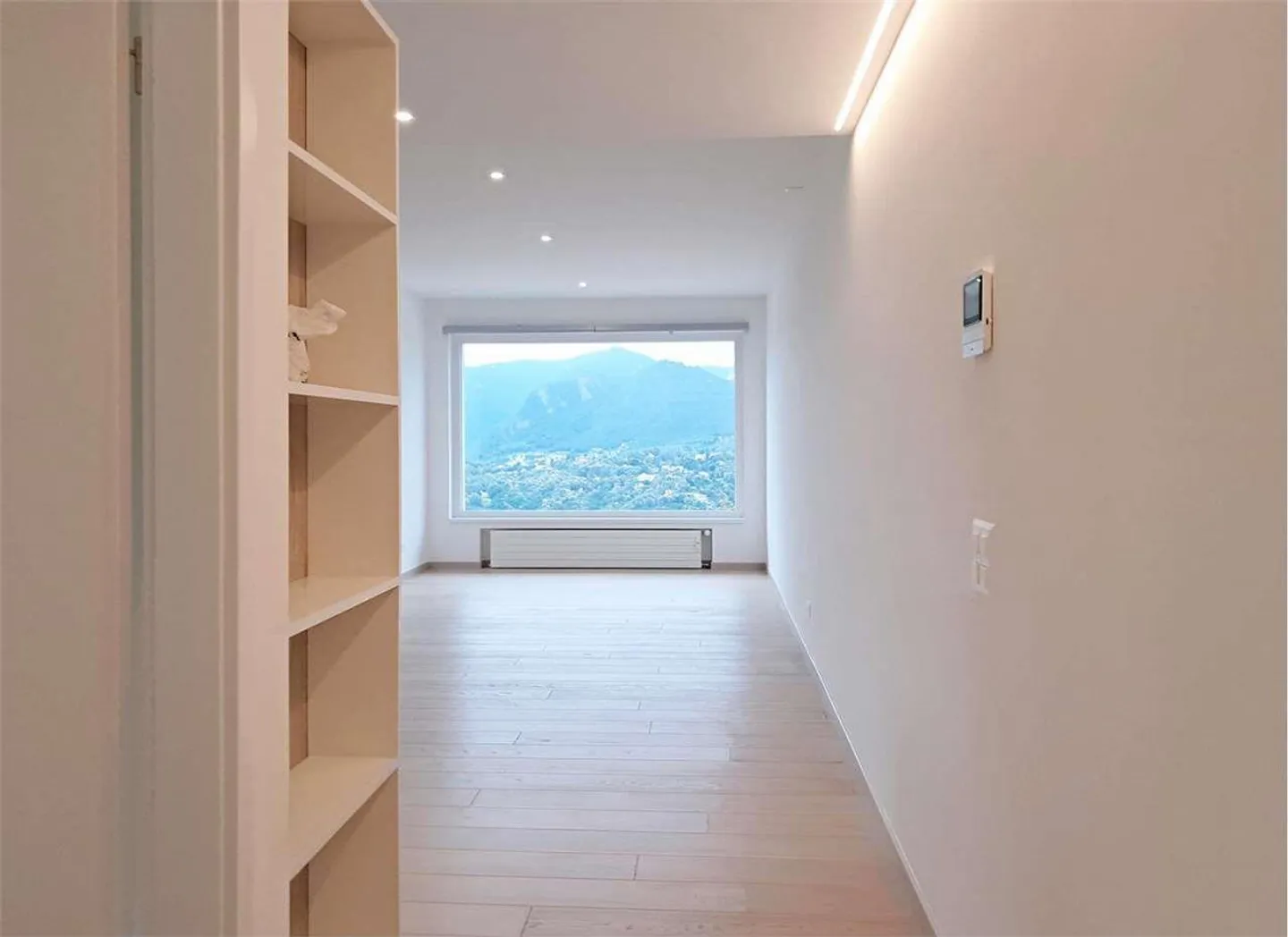 Appartamento moderno con vista lago - Foto 2 di 12