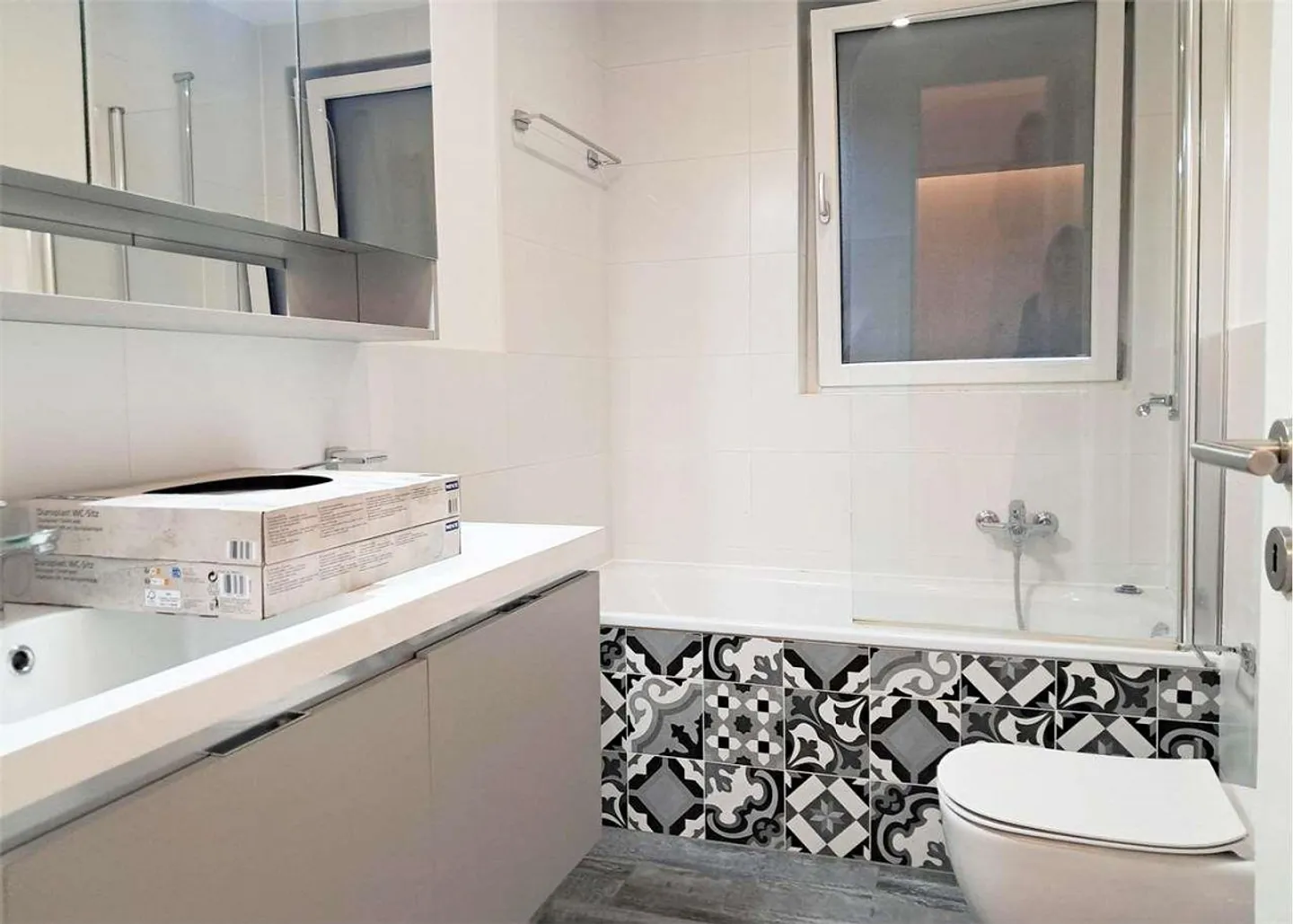 Appartamento moderno con vista lago - Foto 9 di 12