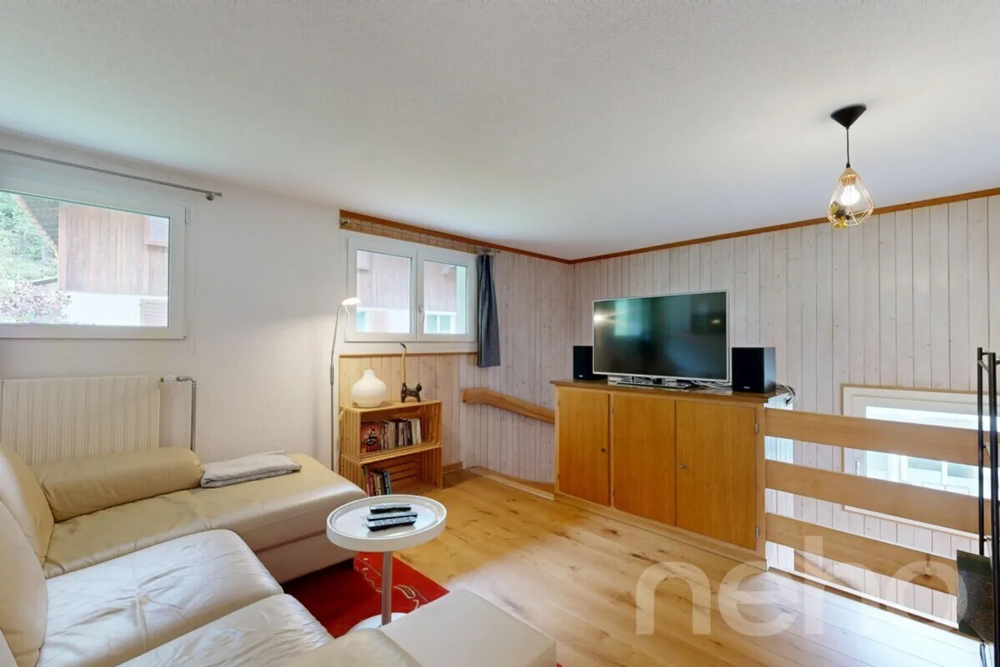 Casa unifamiliare modernizzata con capanno, giardino e sfondo montano - Foto 12 di 12