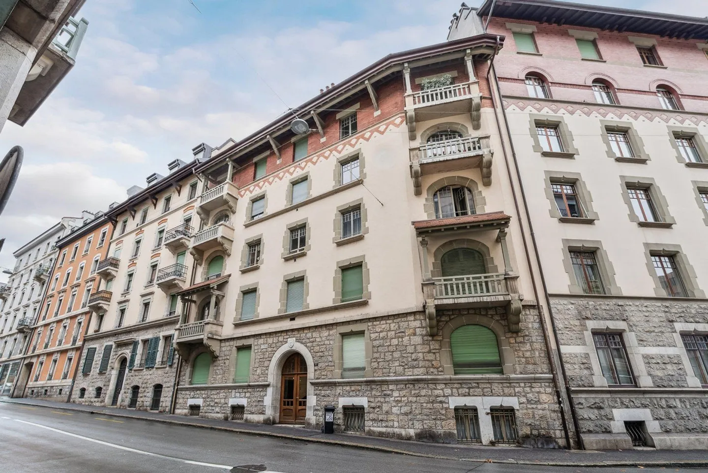 Eaux-vives Bahnhof: Studio mit Charme - Foto 1 von 8