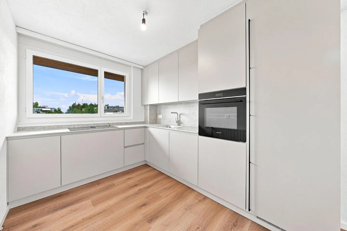 Erstvermietung nach Totalsanierung – 4½-Zimmer-Wohnung in Hünenberg - Foto 18 di 18
