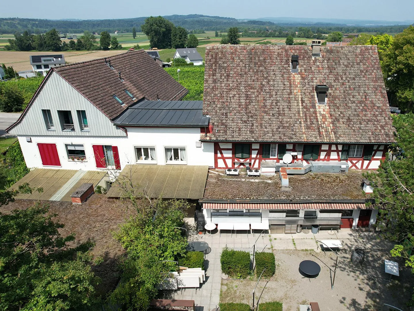 Restaurant "Gasthof Sternen" and Multi-Family House - Photo 4 of 15