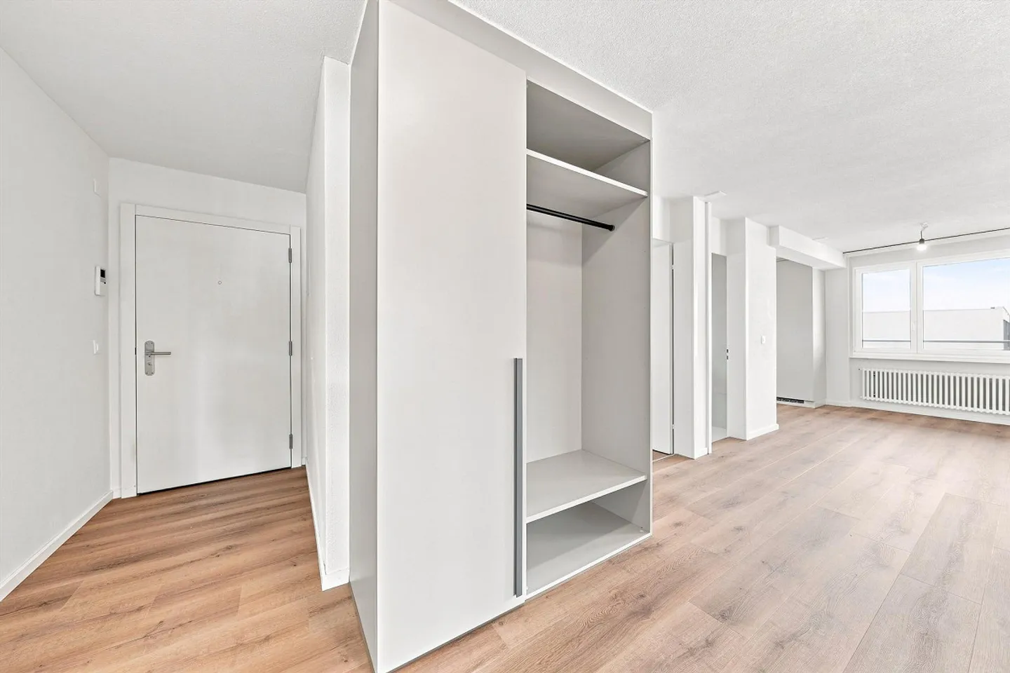 Erstvermietung nach Totalsanierung – 4½-Zimmer-Wohnung in Hünenberg - Foto 12 di 18