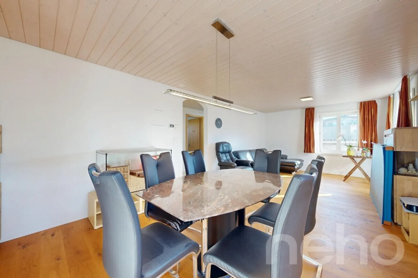 Charmante maison individuelle de 4 pièces avec potentiel d'aménagement sur un terrain de 732m2 - Photo 12 sur 12