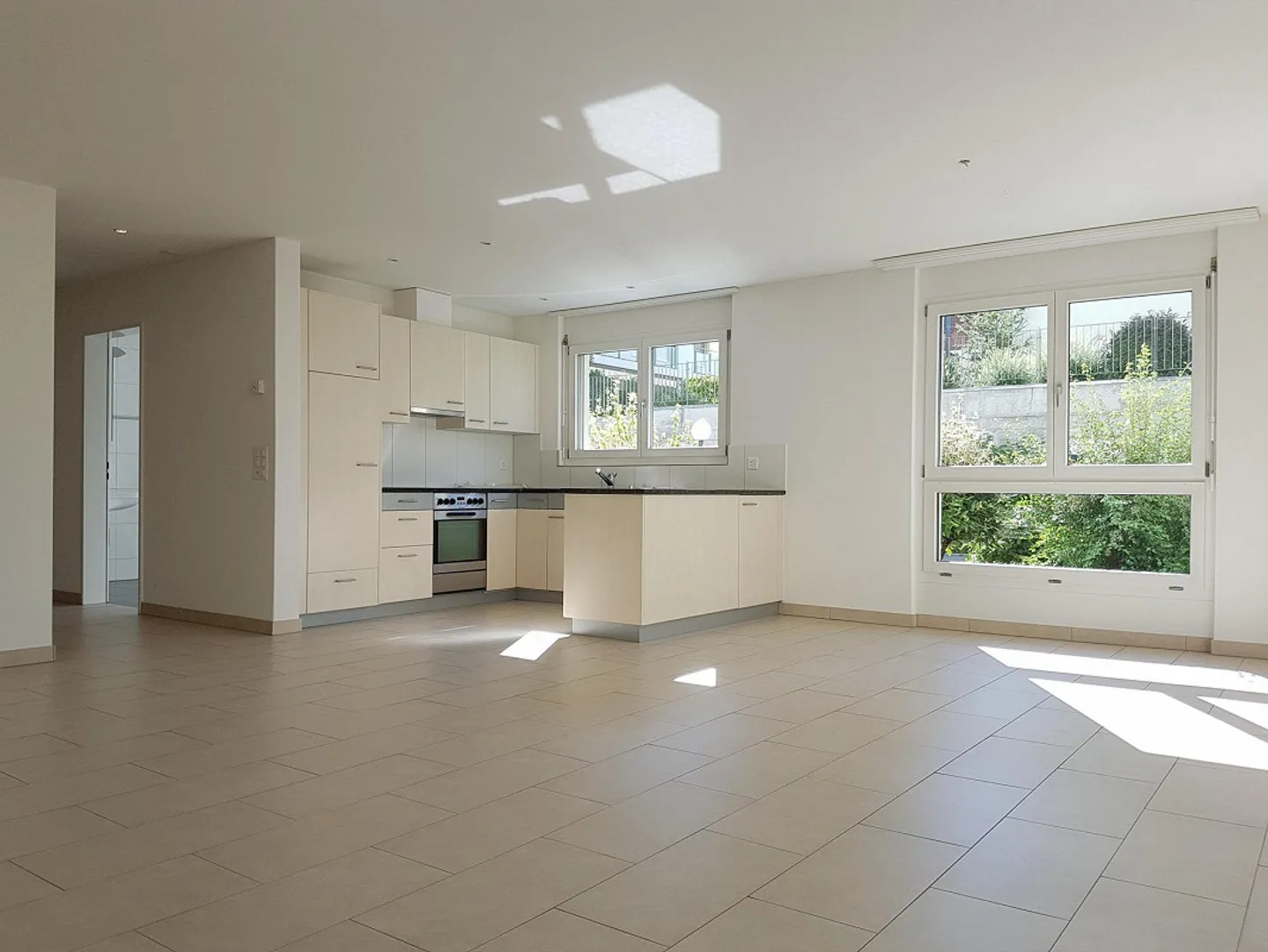 4.5 Room Apartment in Kerns - Photo 2 of 9