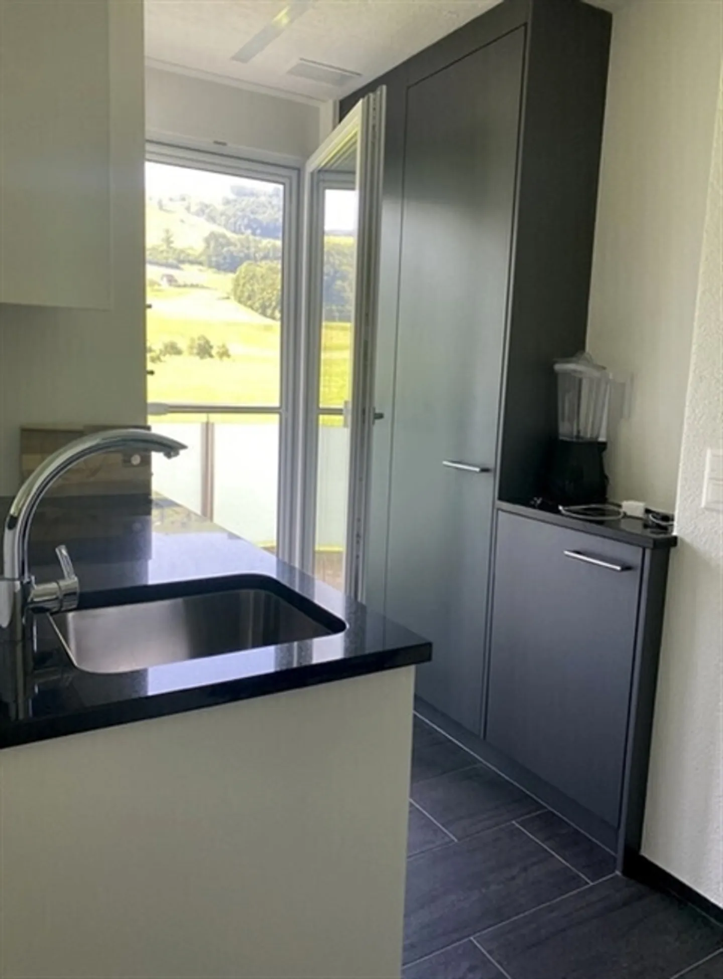 Modernes Studio in Altendorf - Foto 4 von 8