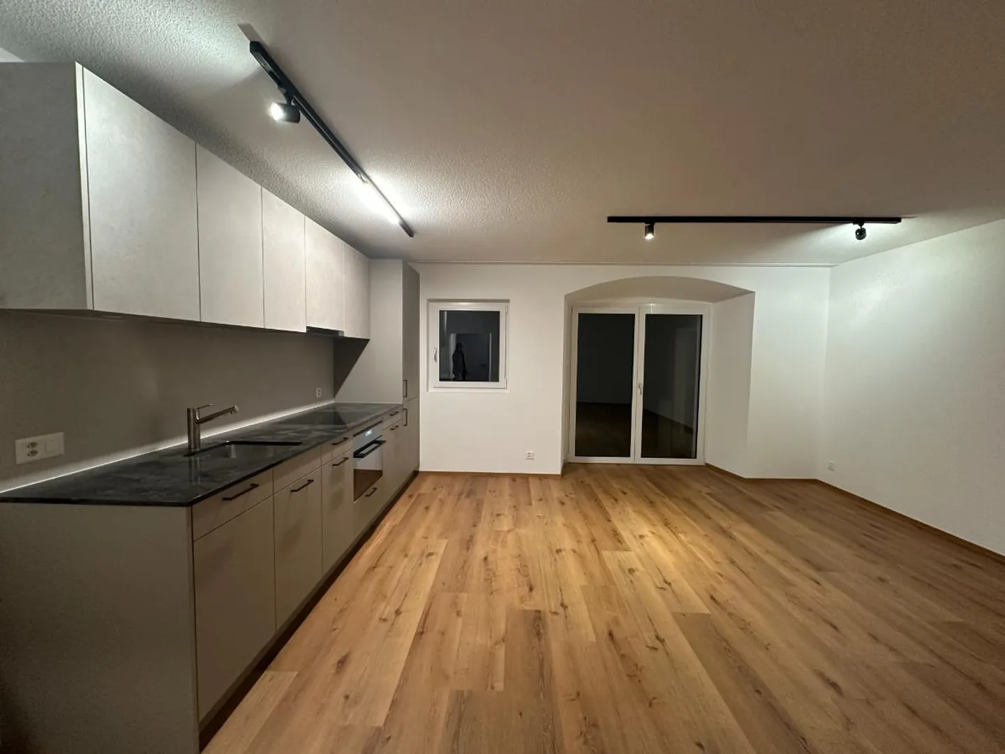 3.5 Room Apartment - Photo 1 of 5