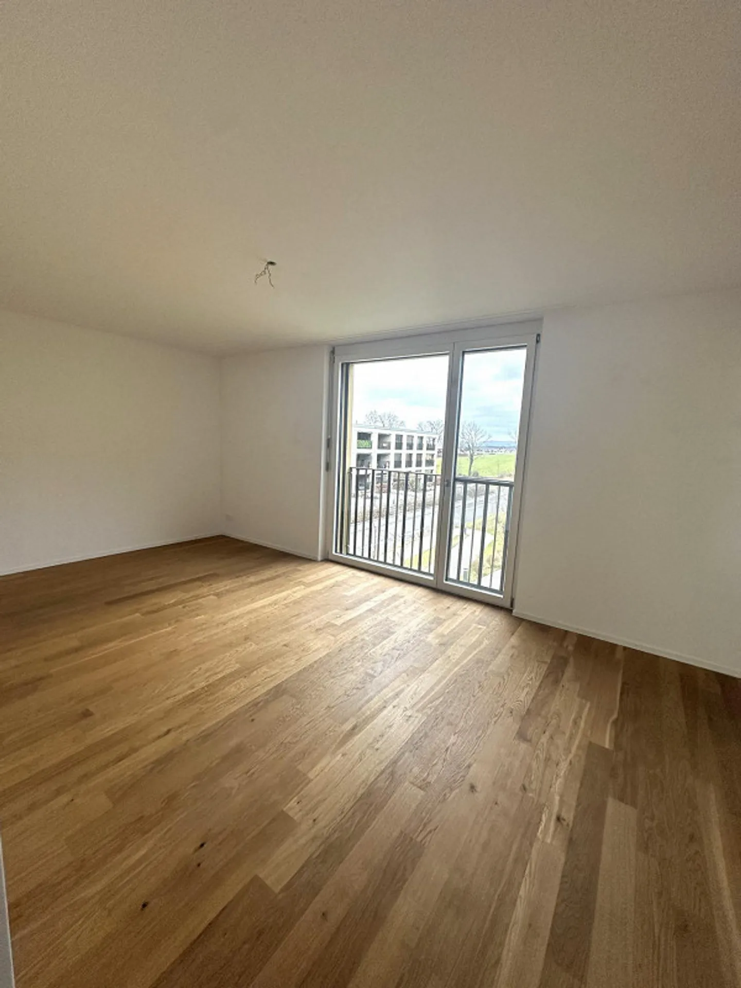 Moderne 4.5-Zimmerwohnung in Root - Foto 4 di 8