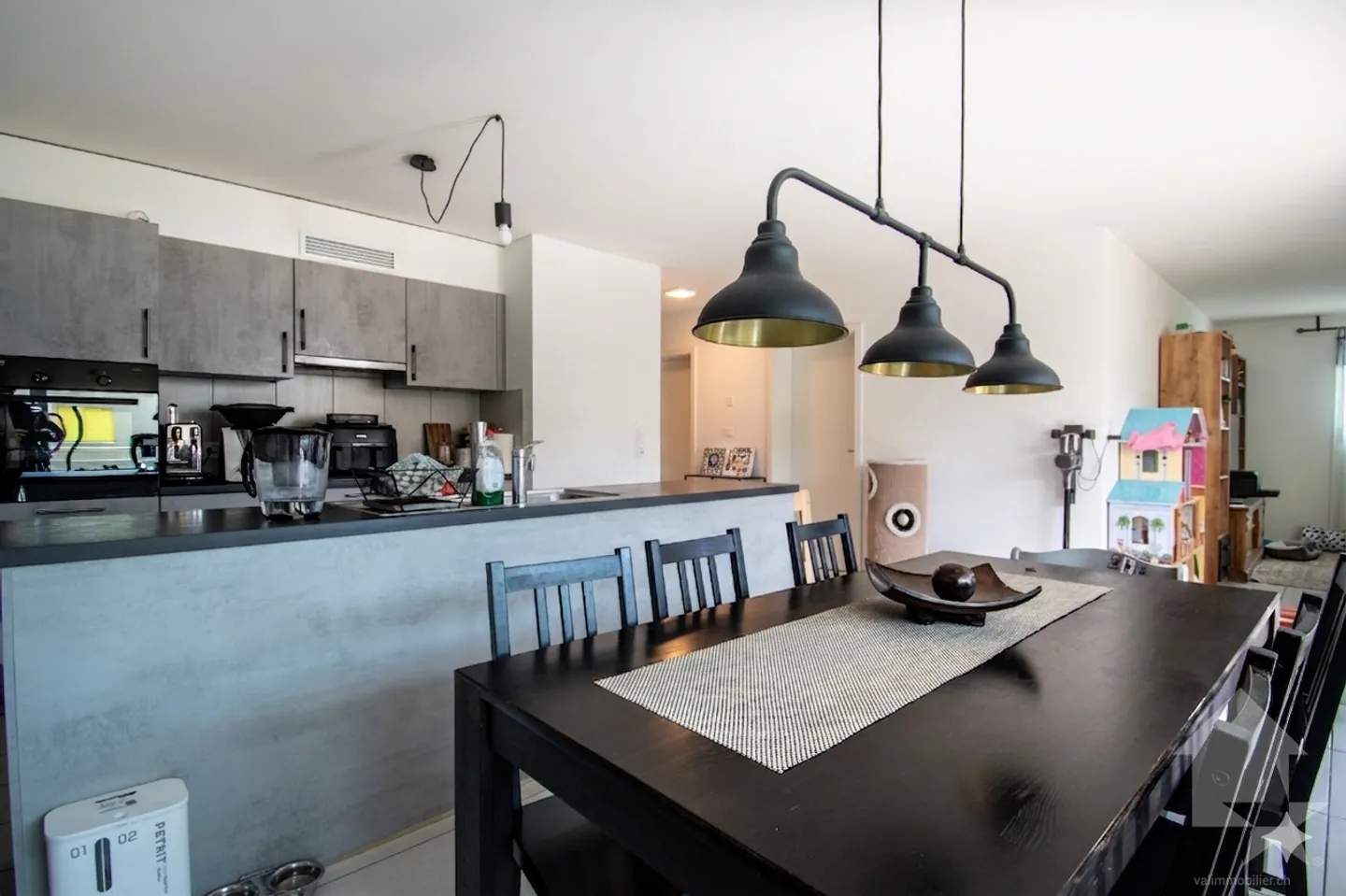 Luminoso appartamento 4.5 a Collombey - Foto 6 di 14