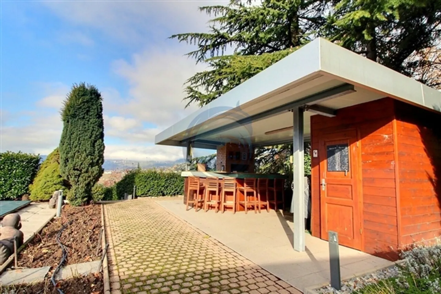 PROPRIÉTÉ MAGNIFIQUE ET MODERNE AVEC 12 CHAMBRES À CHERNEX - Photo 5 sur 20