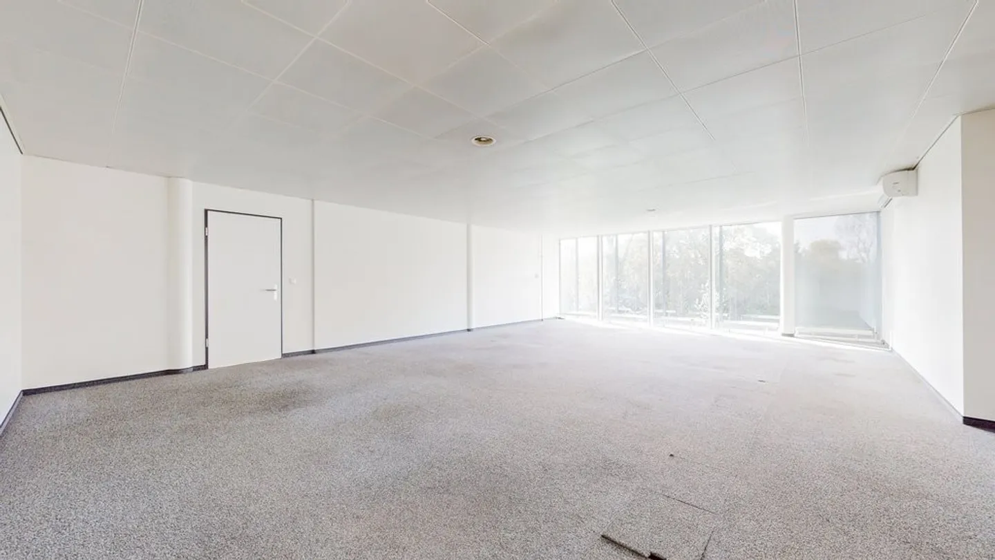 Ufficio moderno sul Lago di Ginevra - Foto 2 di 12