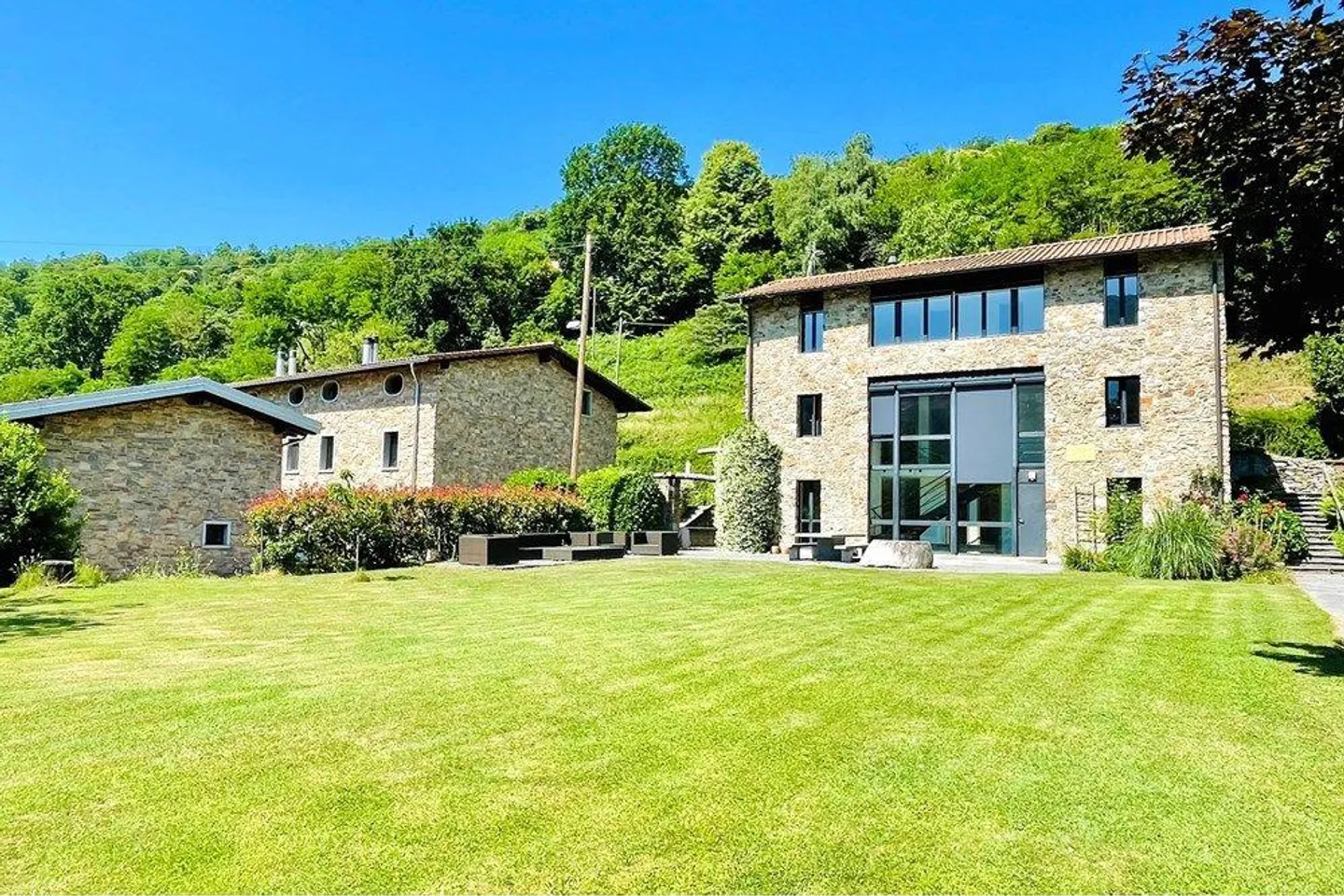 Oasis de charme, nature et tranquillité ! Au cœur de la Collina d'Or... - Photo 25 sur 30