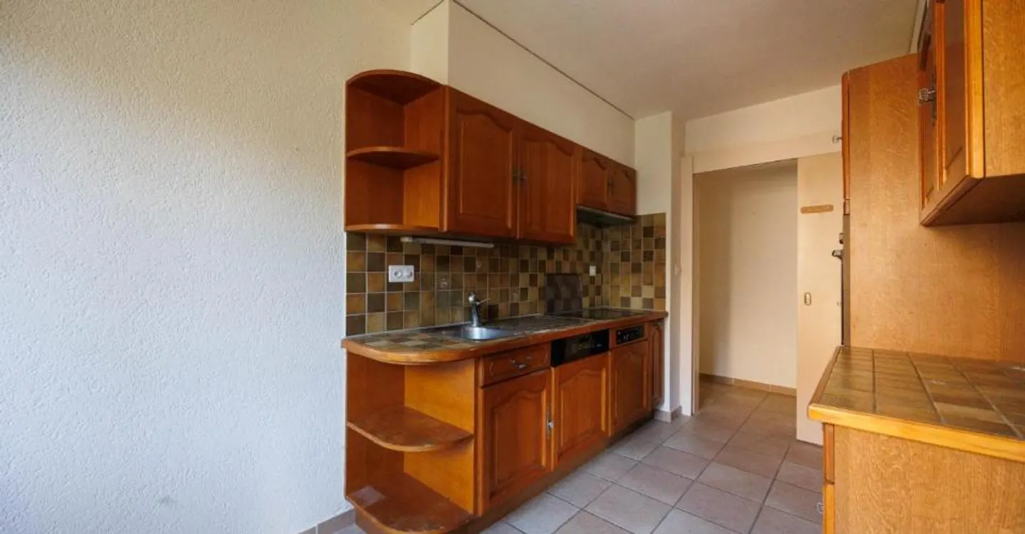 3.5 Room Apartment - Photo 15 of 16
