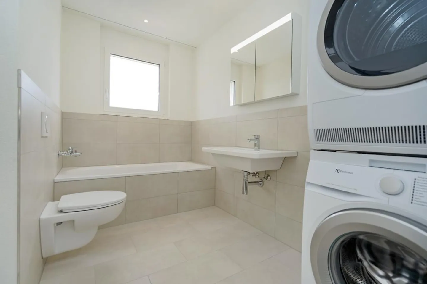Moderne Attika-Wohnung in Niederbipp - Foto 11 di 12
